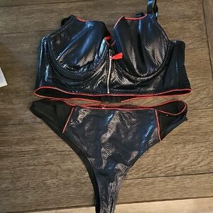 Cacique Black and Red Bra Set